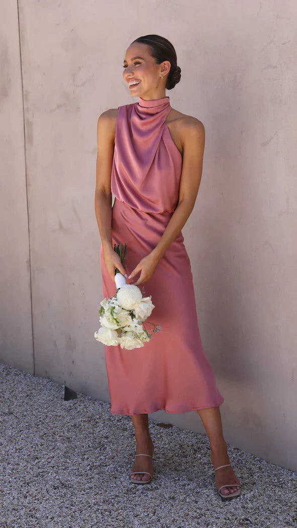 Olivia | Eleganta Satin Maxiklänning