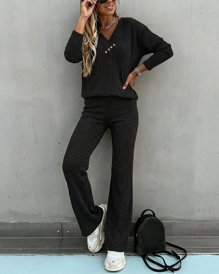 Dam Räfflad V-Ringad Sticka Co-Ord Set | Långärmad och Rak Ben Stil