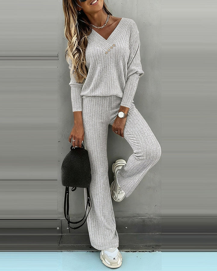 Dam Räfflad V-Ringad Sticka Co-Ord Set | Långärmad och Rak Ben Stil