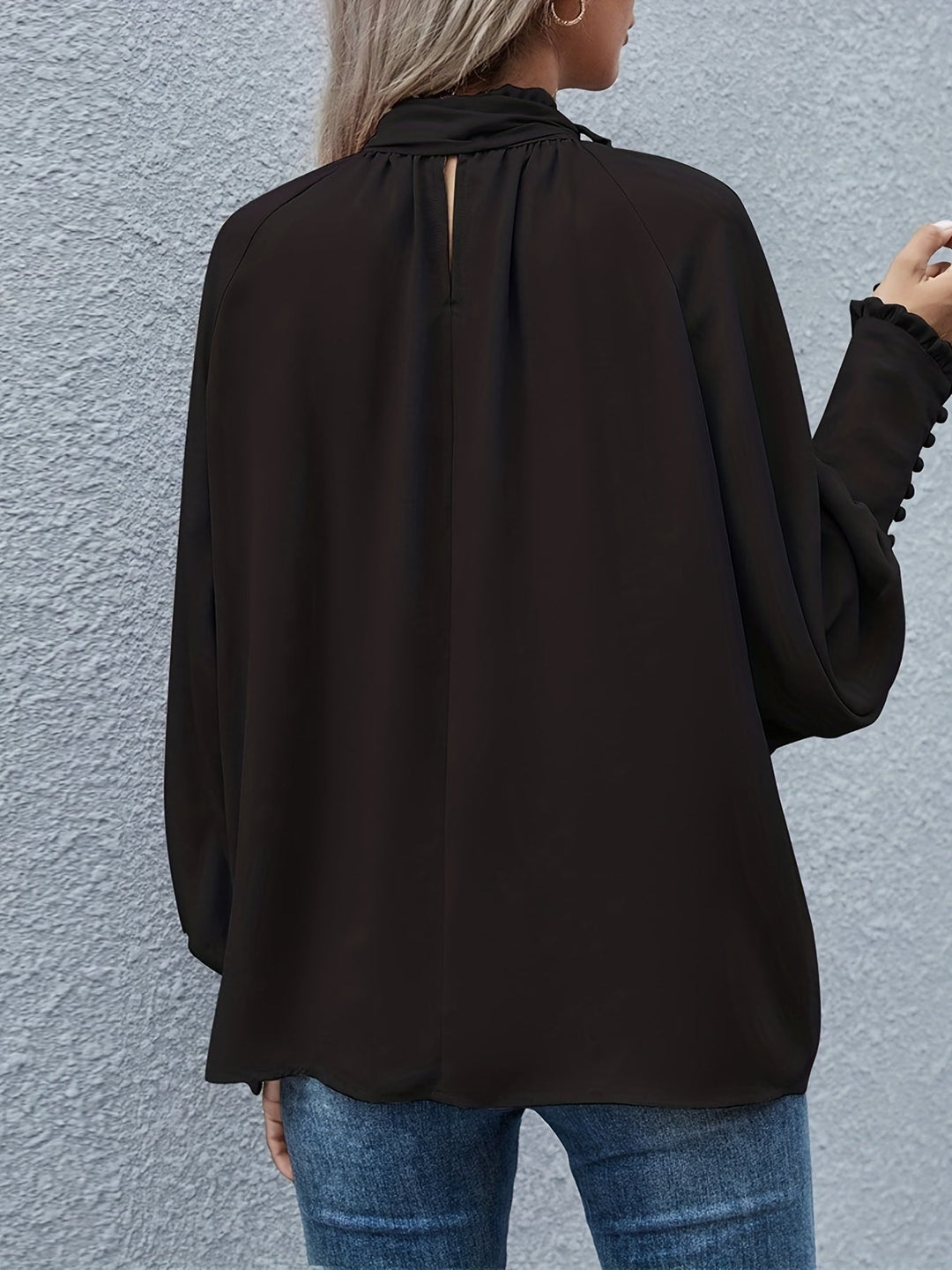 Dam Eleganta Blus Med Slips Hals