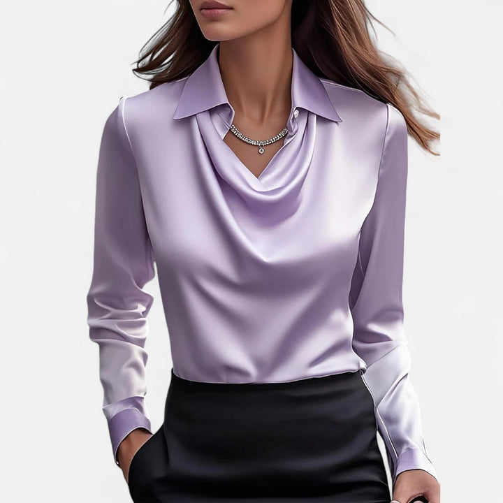 Dam Satinblus med Draperad Halsringning