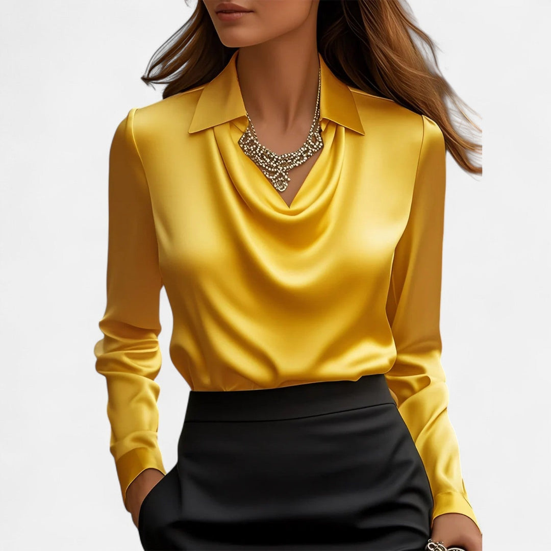Dam Satinblus med Draperad Halsringning