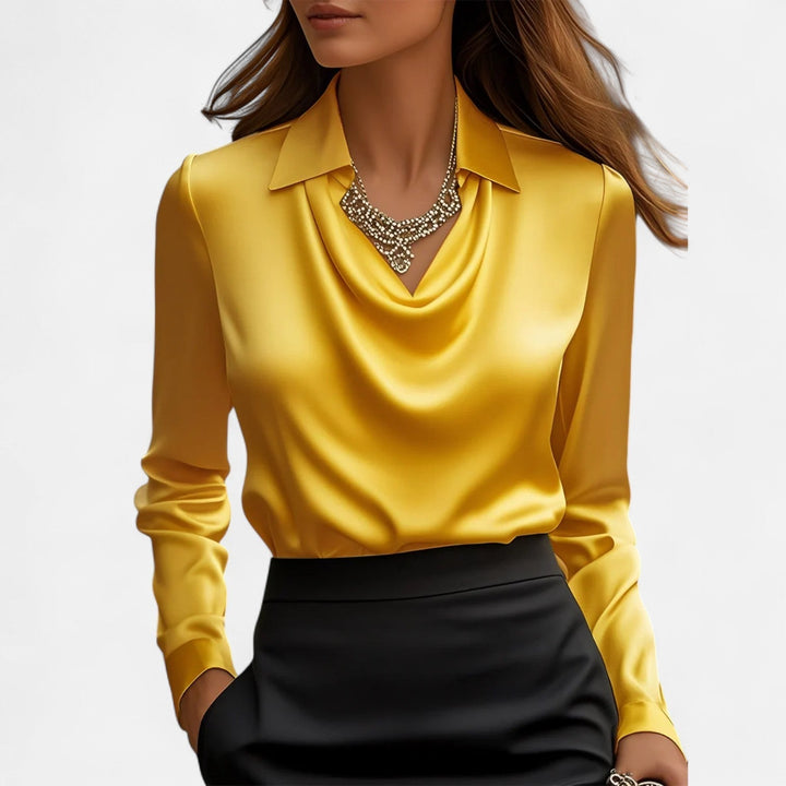 Dam Satinblus med Draperad Halsringning
