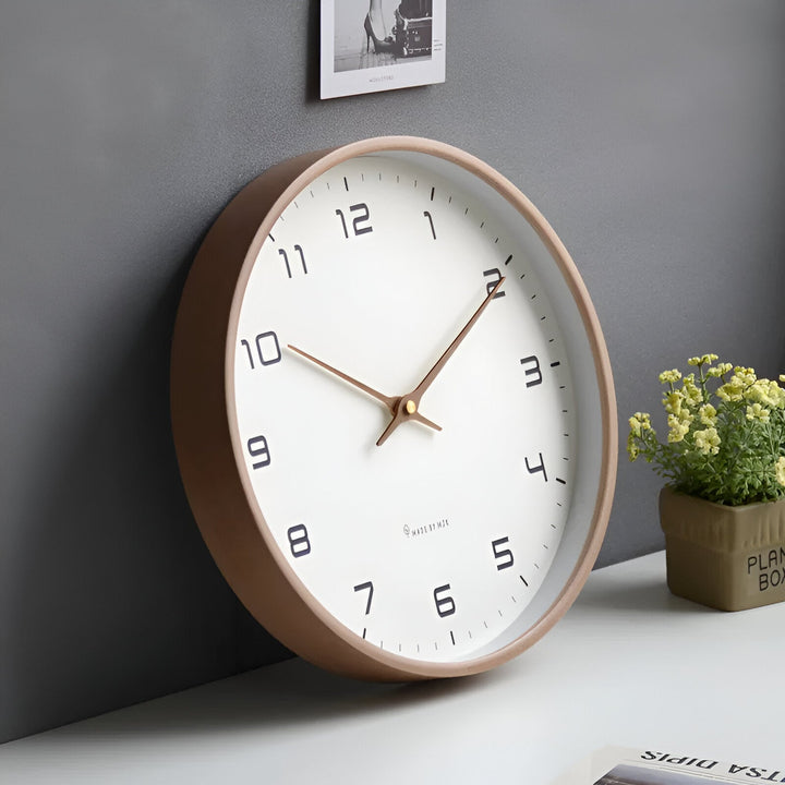 Eleganta Trä Väggklocka Med Precis Tyst Kvartsurverk | 30 cm