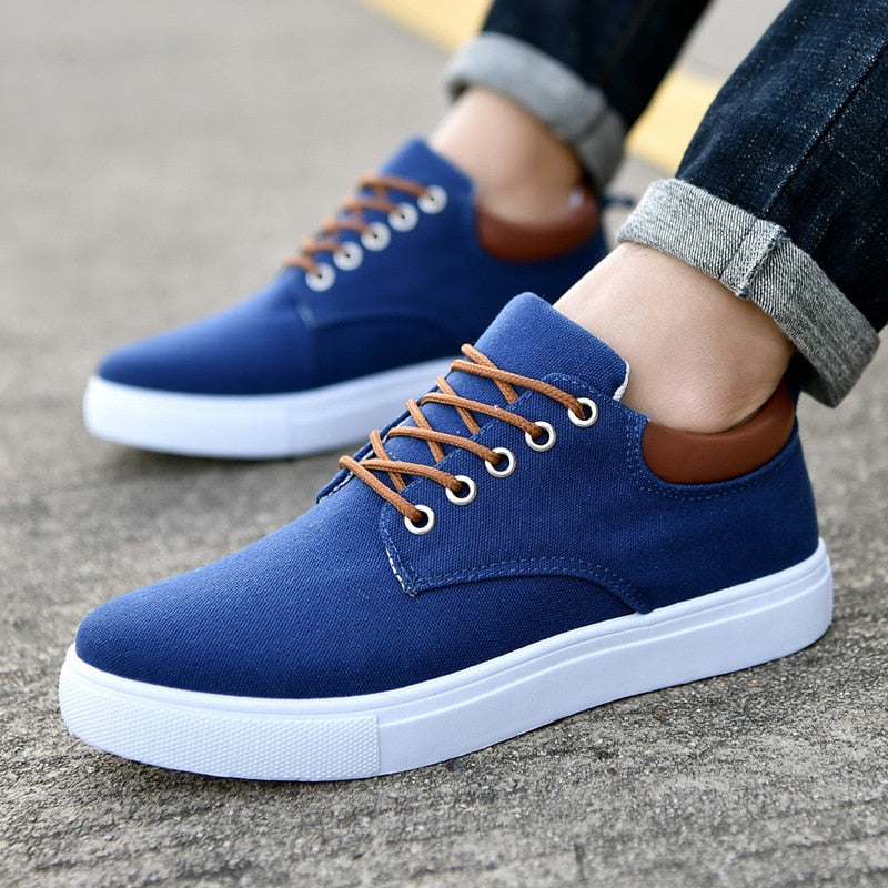 Herr Duk Sneakers | Avslappnad Låg Topp Skor med Vit Sula
