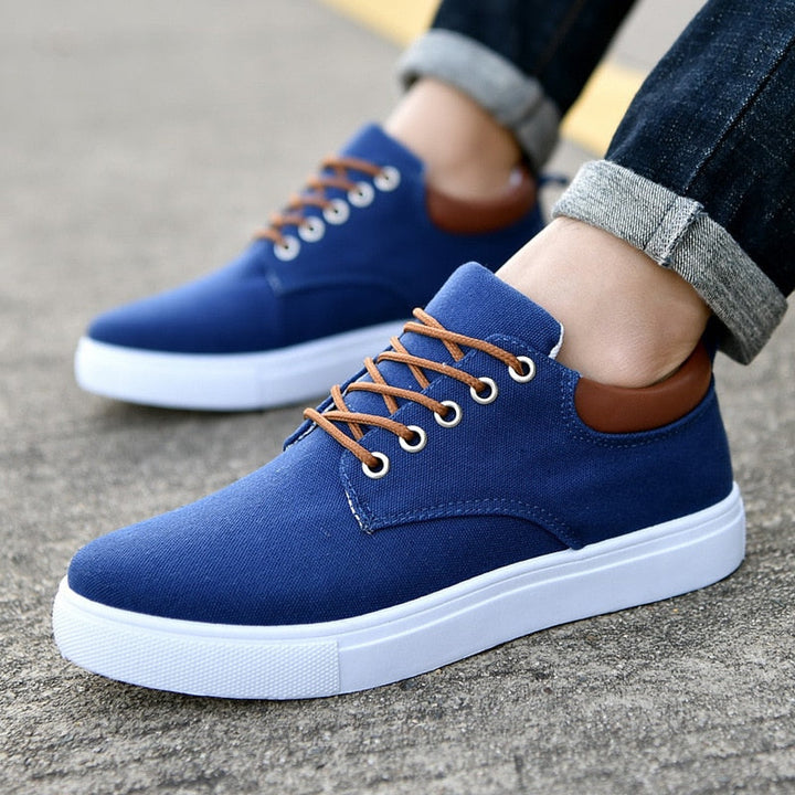 Herr Duk Sneakers | Avslappnad Låg Topp Skor med Vit Sula