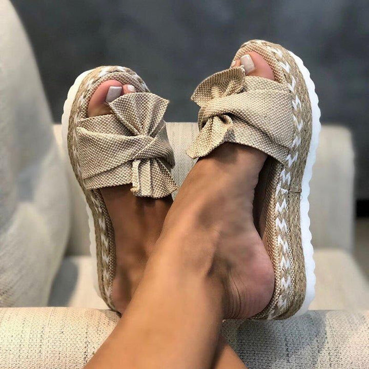 Loreth | Ortopediska Sandaler Med Rosett