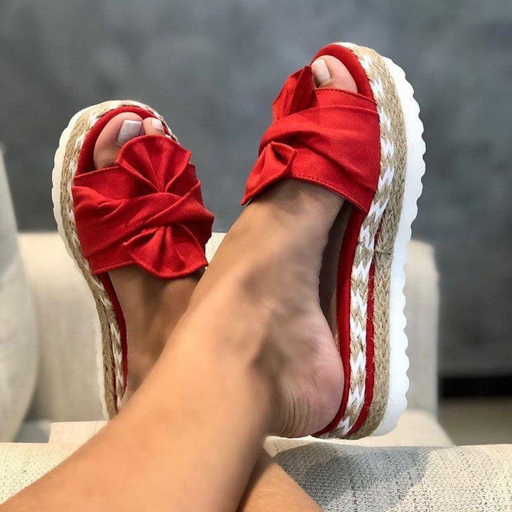 Loreth | Ortopediska Sandaler Med Rosett