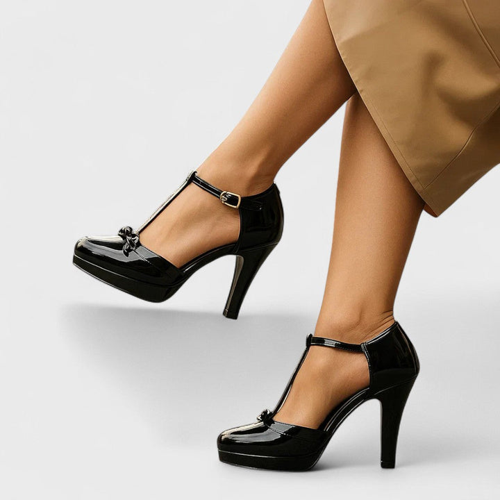 Dam T-Rem Pumps | Eleganta Rosettdetalj Klackar